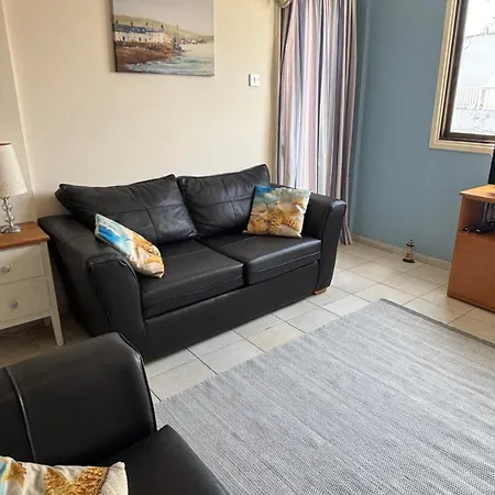 Kapparis Escape, Near Beach, Bbq, Free Parking Lägenhet *