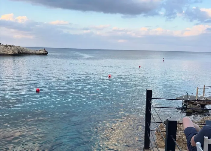 Kapparis Escape * Paralimni